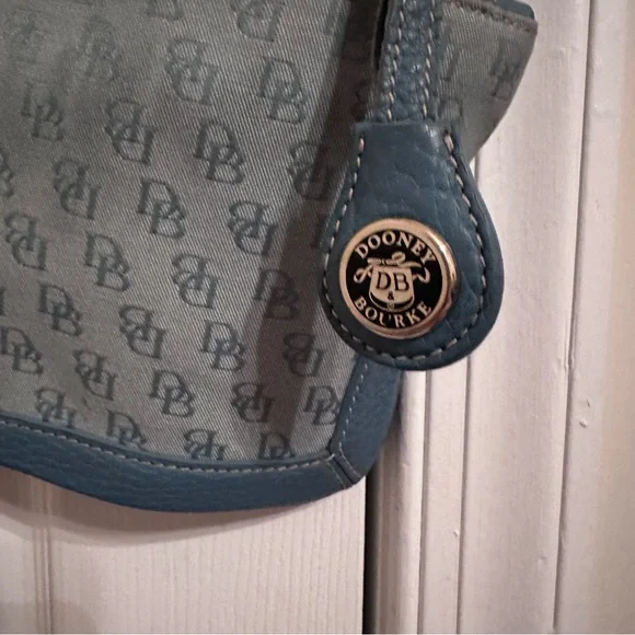 Dooney & Bourke Vintage Blue Envelope Shoulder Bag - Picture 2 of 11
